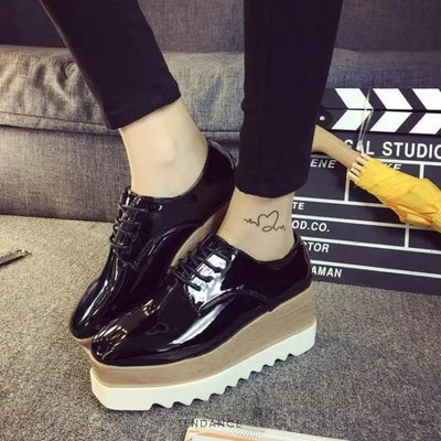 Chaussures Classiques à Plateforme | France-Tendance